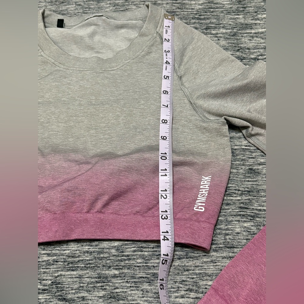 Gymshark Gray and Pink Ombre Cropped Workout Top Size Small - Picture 4 of 5